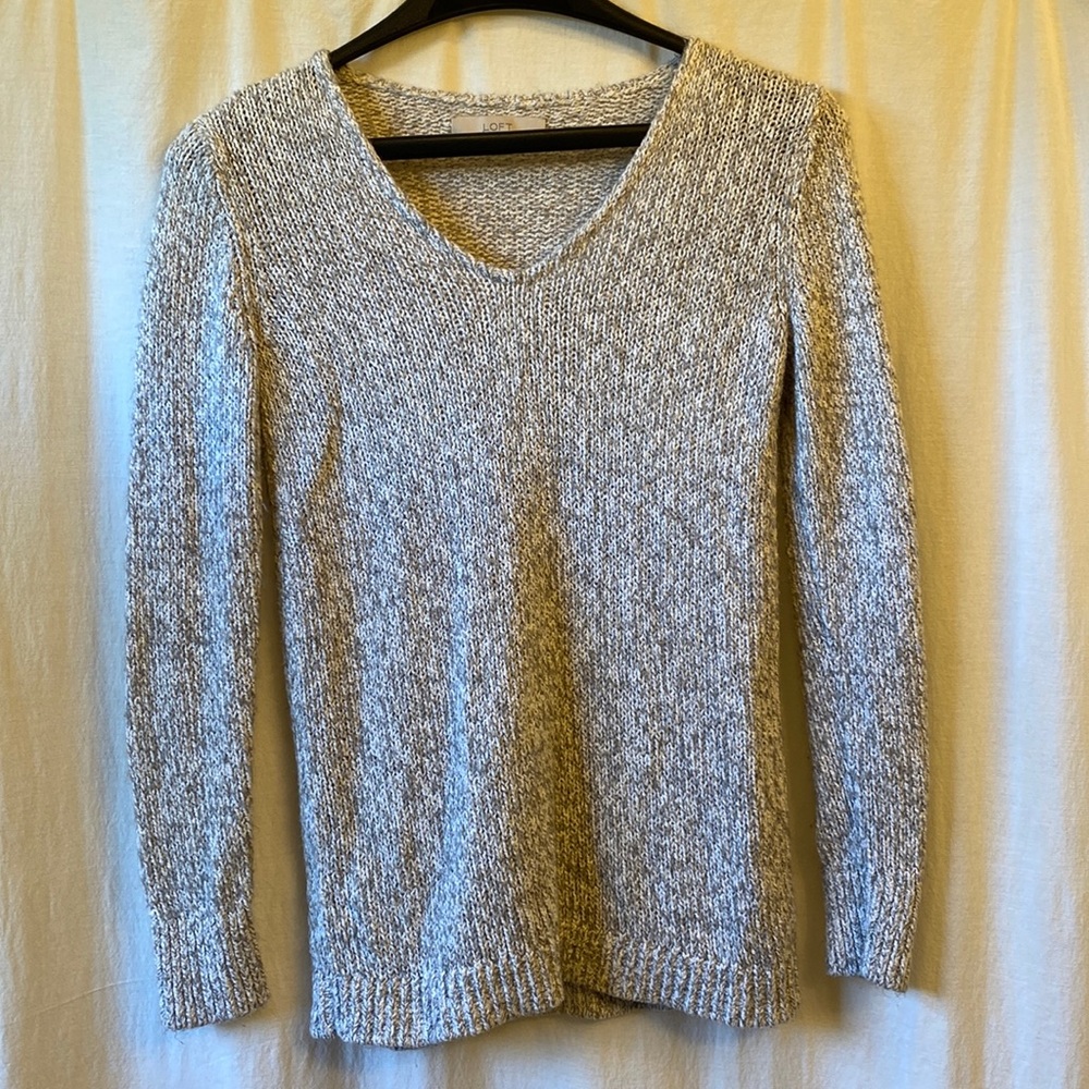 Loft v neck cozy sweater size small